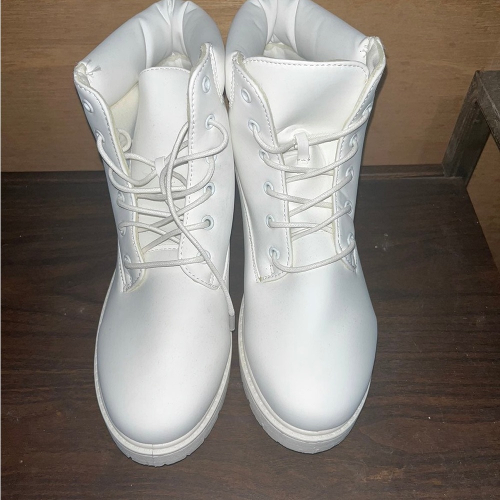 White womens boots